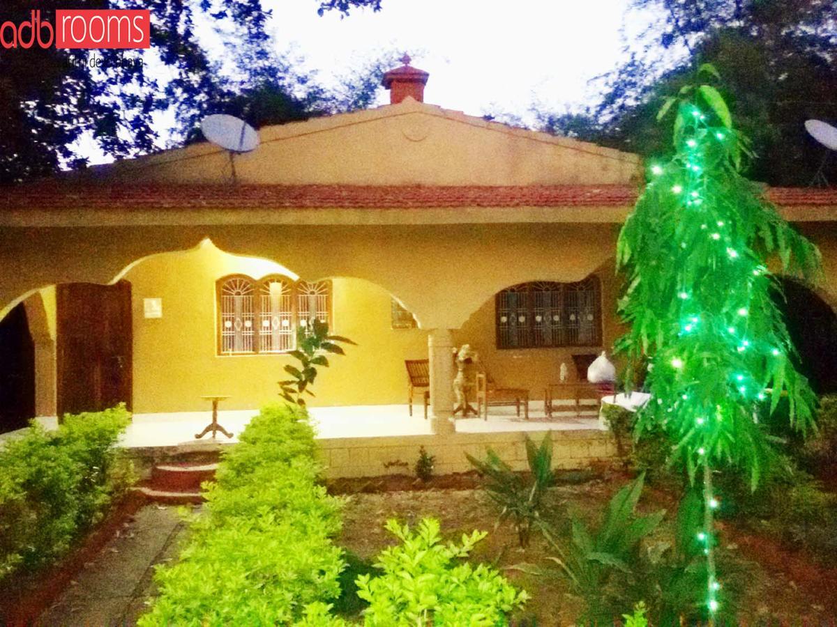 Adb Rooms Ashoka Resort Tala  Luaran gambar