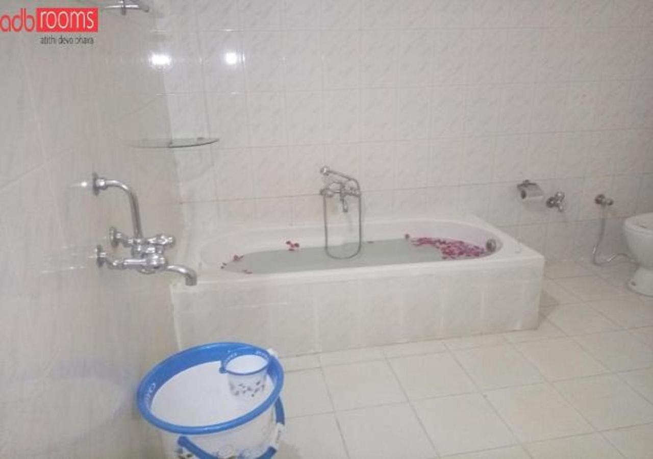 Adb Rooms Ashoka Resort Tala  Luaran gambar