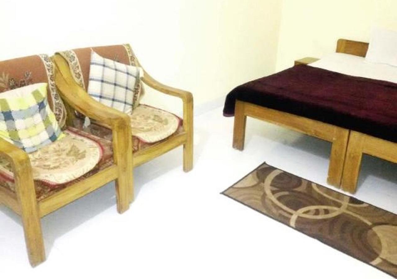 Adb Rooms Ashoka Resort Tala  Luaran gambar